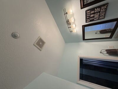 {{ custom_values.service_2 }} in {{custom_values.area_3})