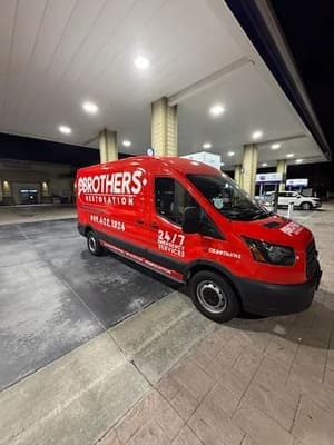 {{ custom_values.service_3 }} in {{custom_values.area_3})