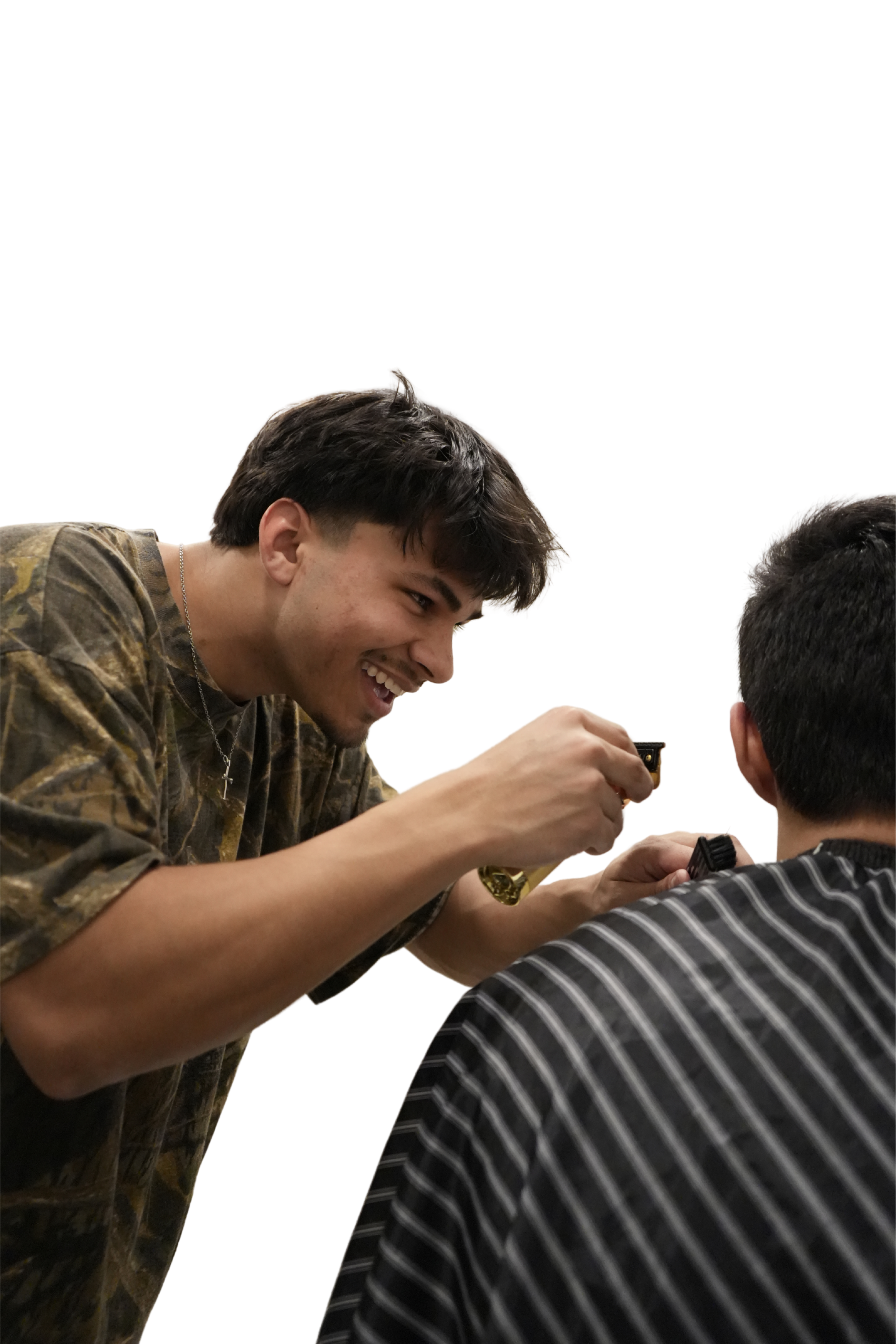 Aidan Harris cutting hair