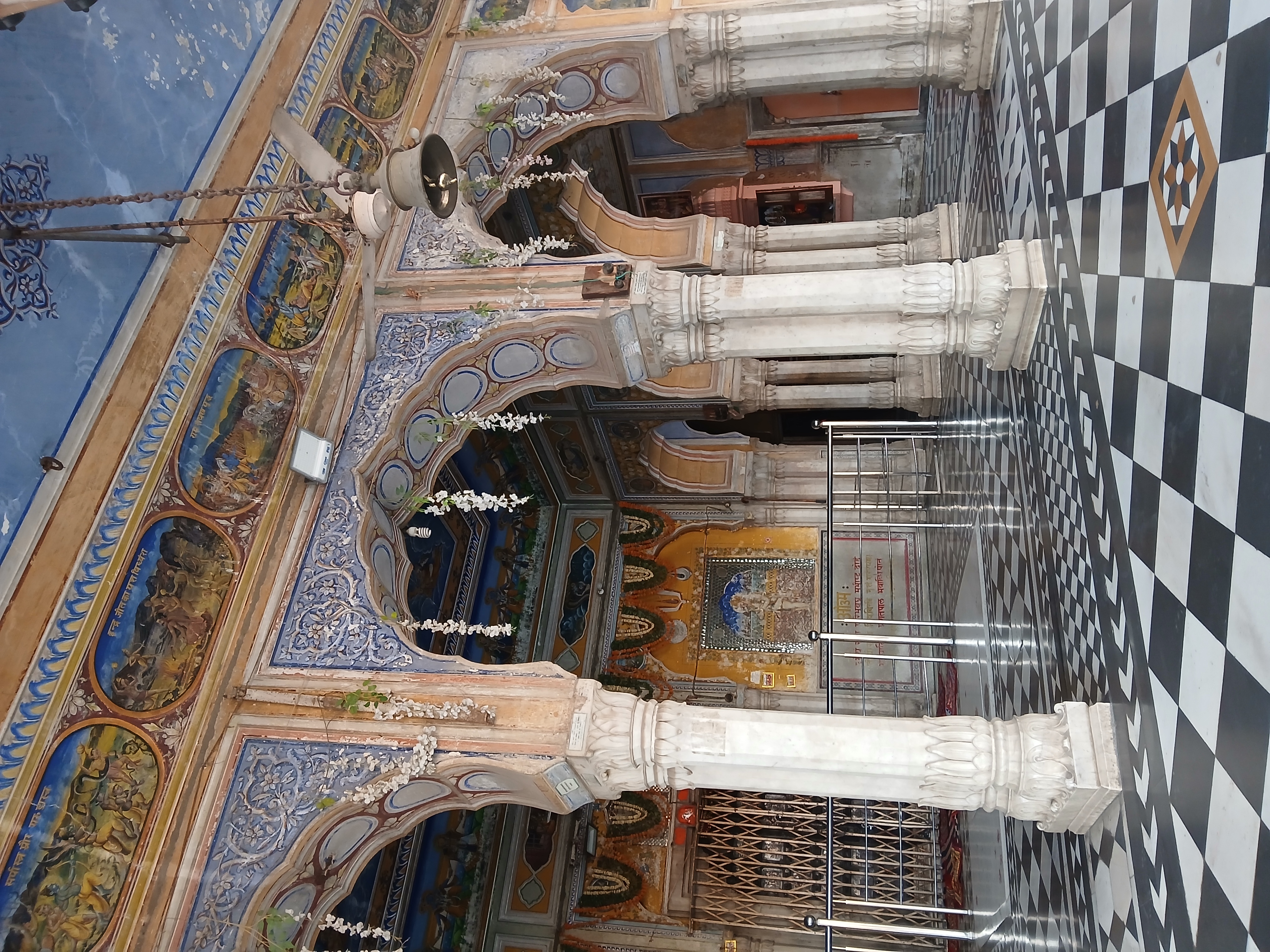 Roop Chaturbhuj Temple