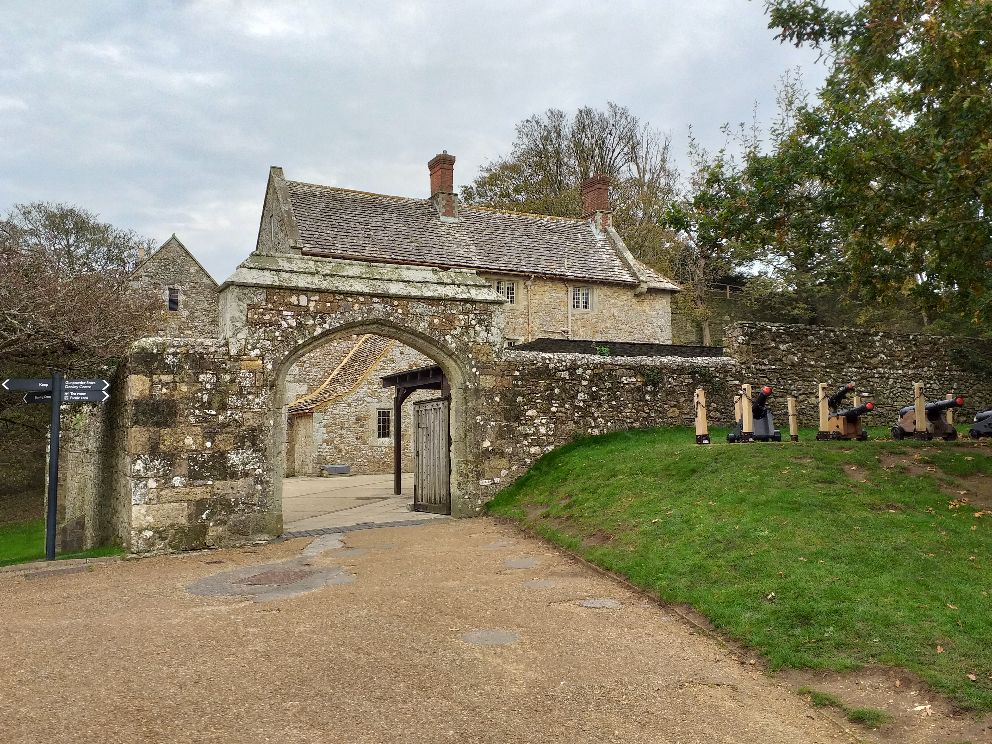 Carisbrooke Castle