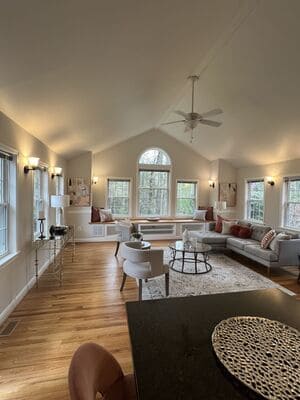 {{ custom_values.service_4 }} in {{custom_values.area_3})