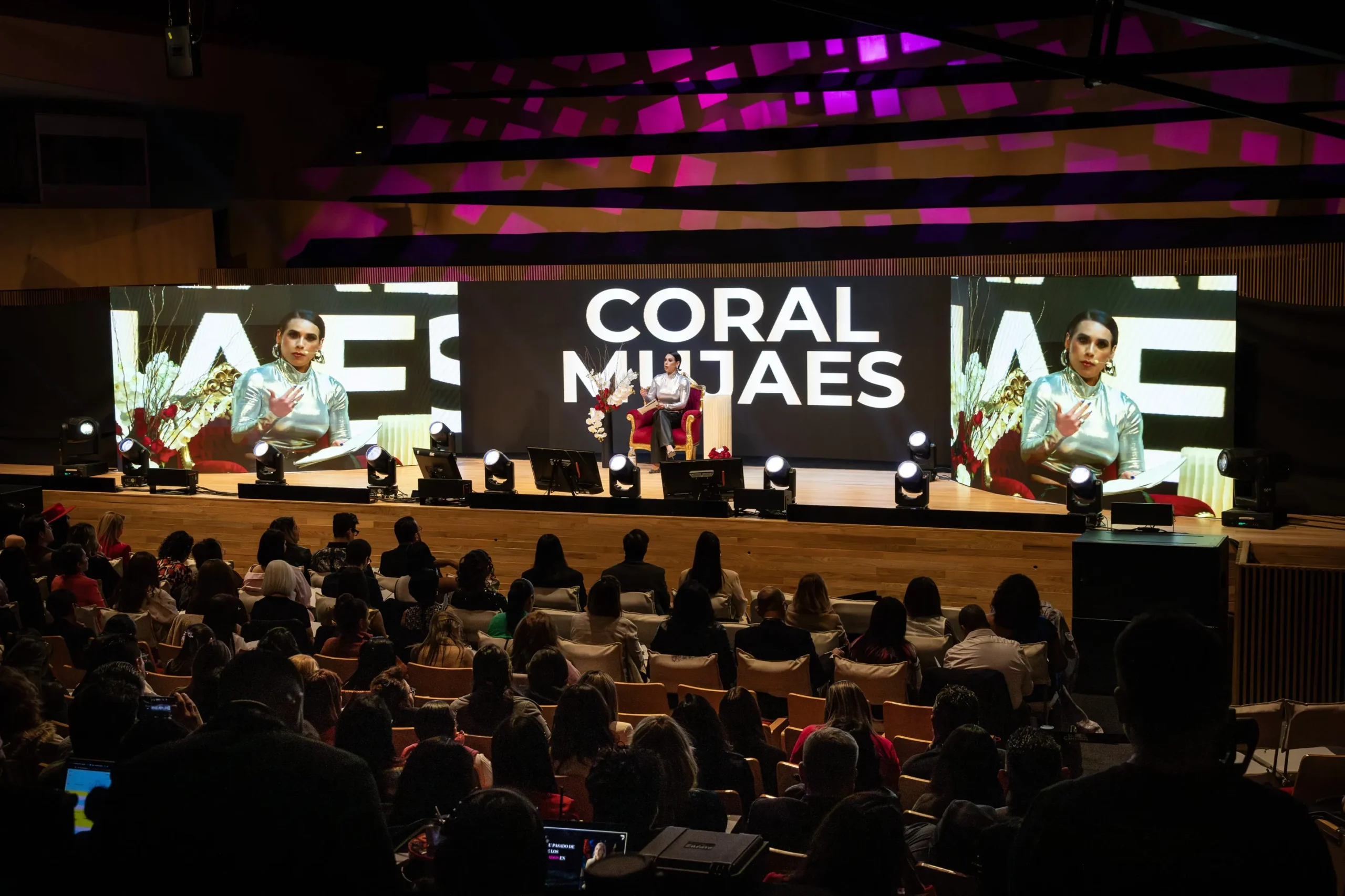 Coral Mujaes