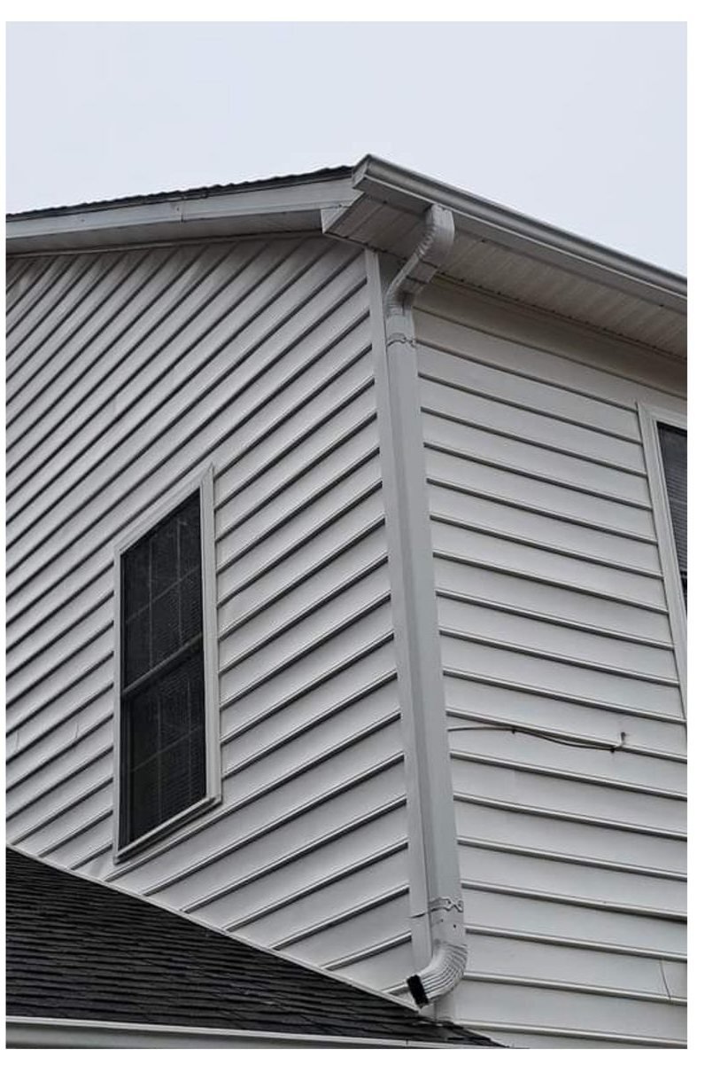 Vinyl siding after soft wash