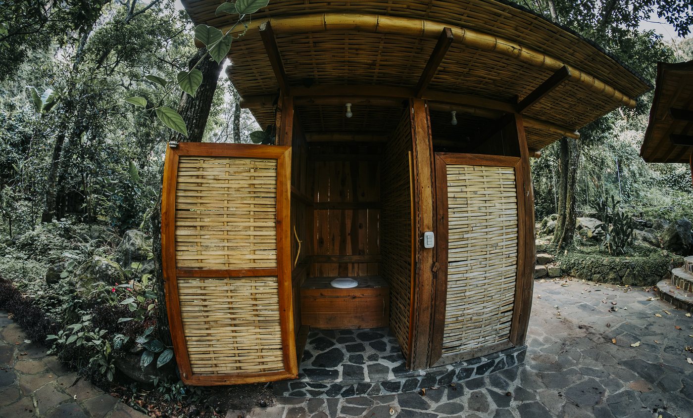 Outdoor bathroom in the trees