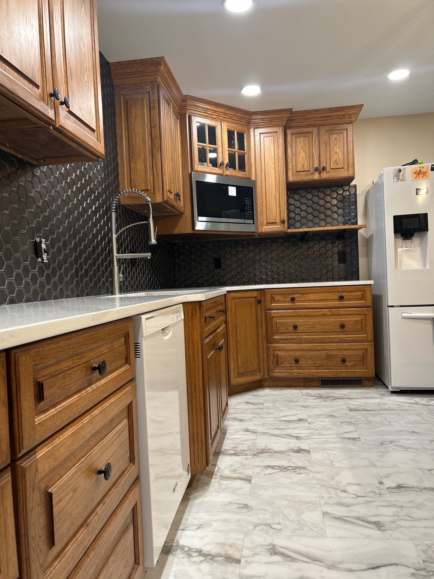 Kitchen cabinets and backsplash