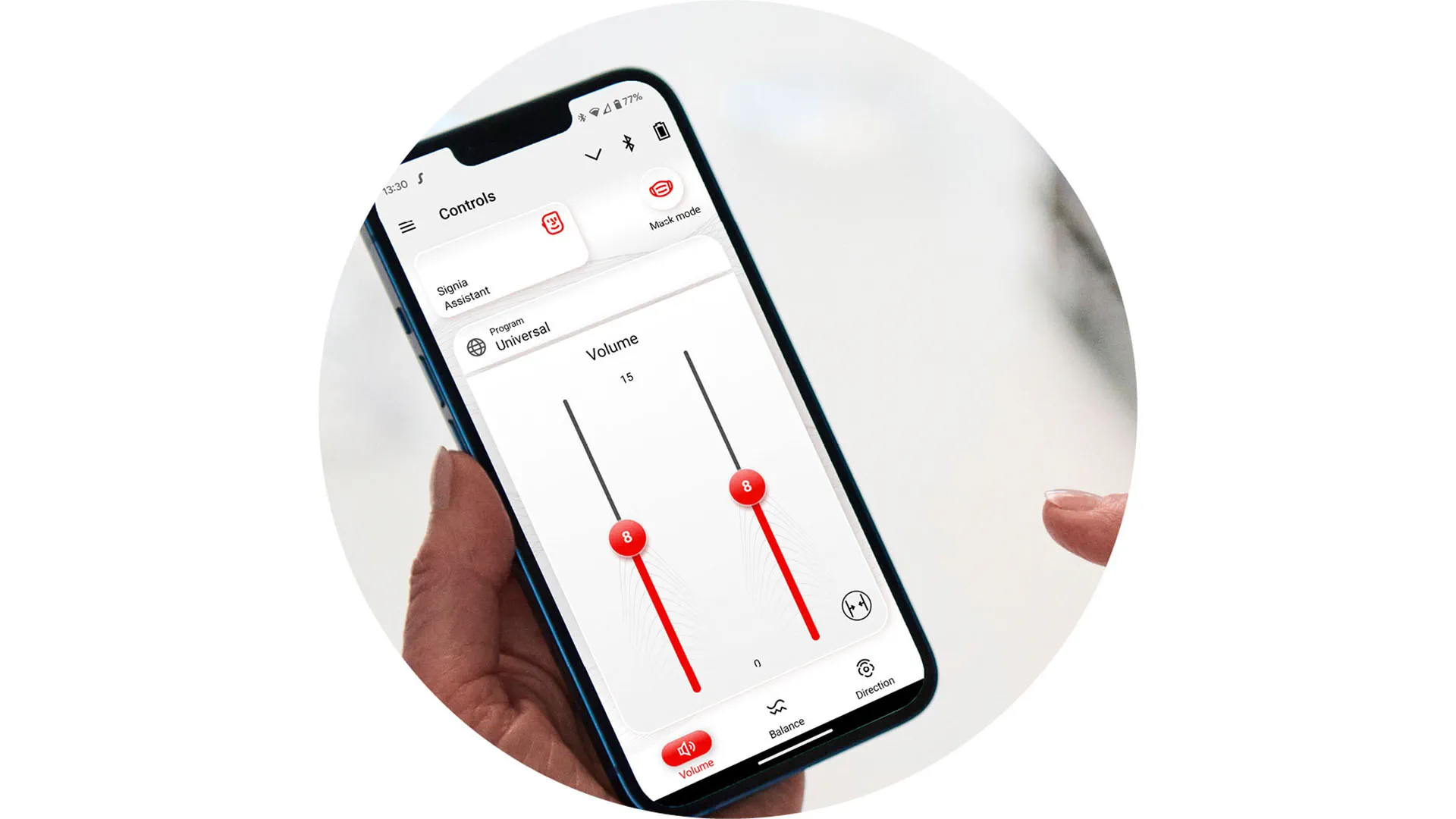 Signia app on smartphone controlling Pure Charge&Go 1IX BCT hearing aids