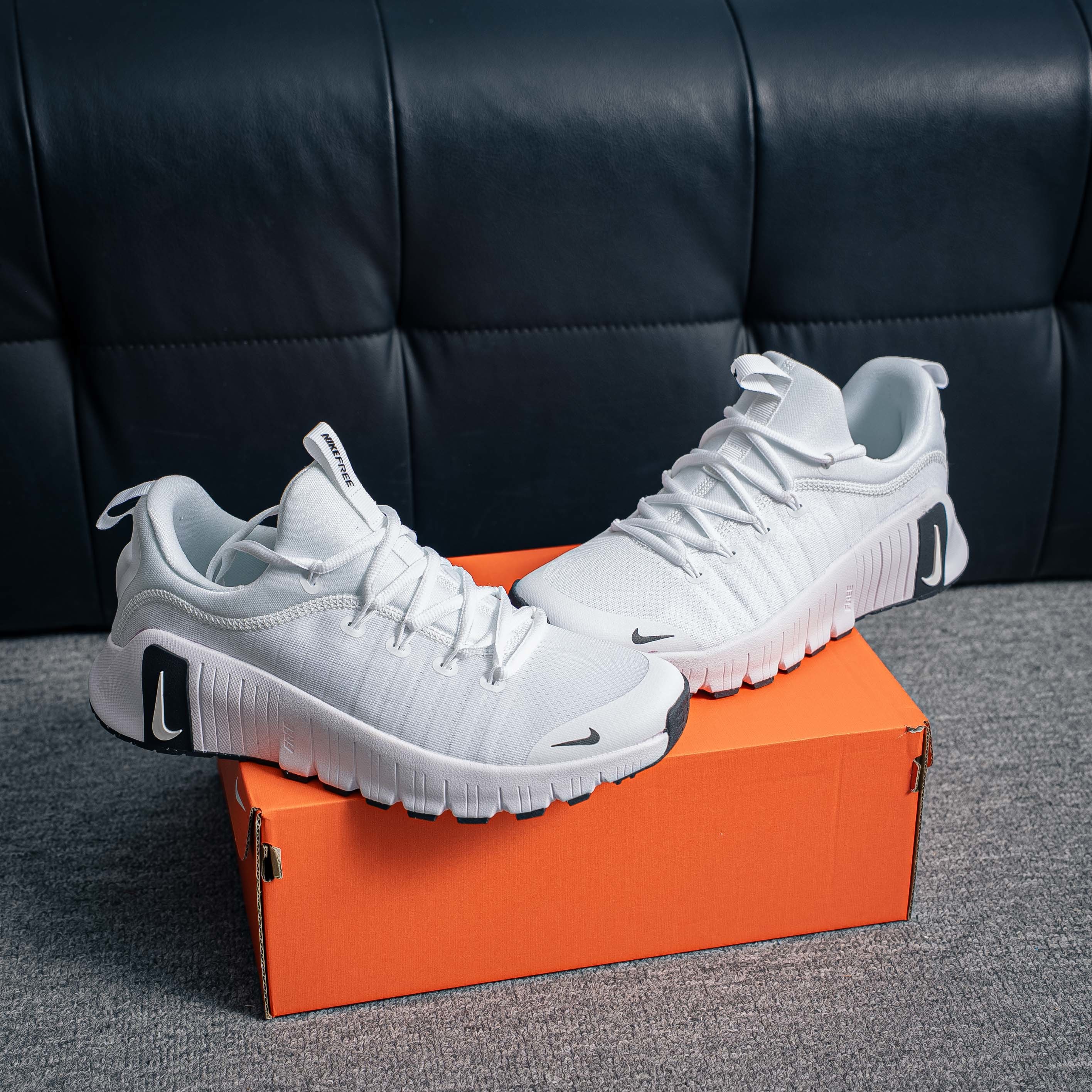 Nike Free Metcon 6 — Branco e preto