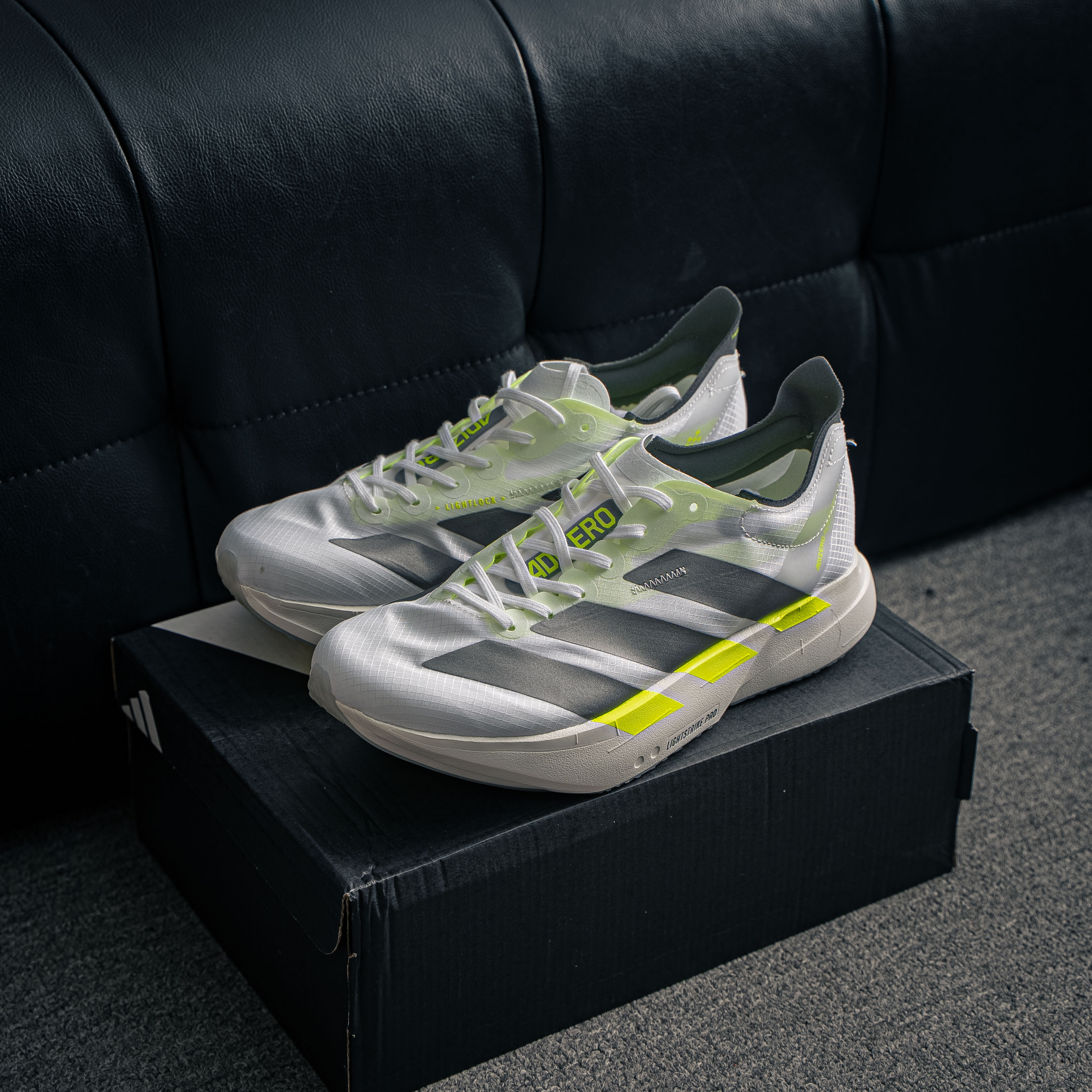 Adidas Adizero Adios Pro 4 — Branco e amarelo