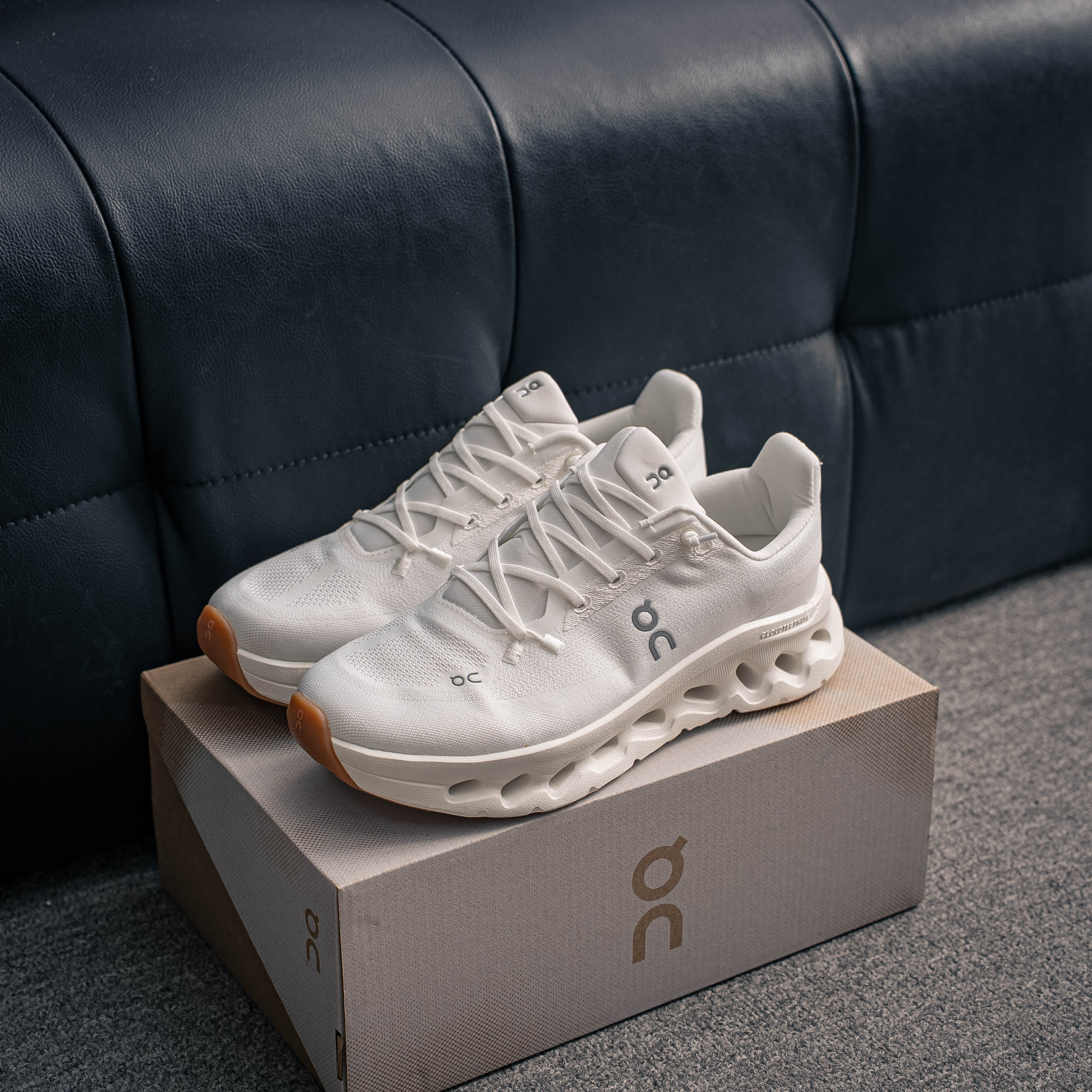 On Cloudtilt Loewe — Branco