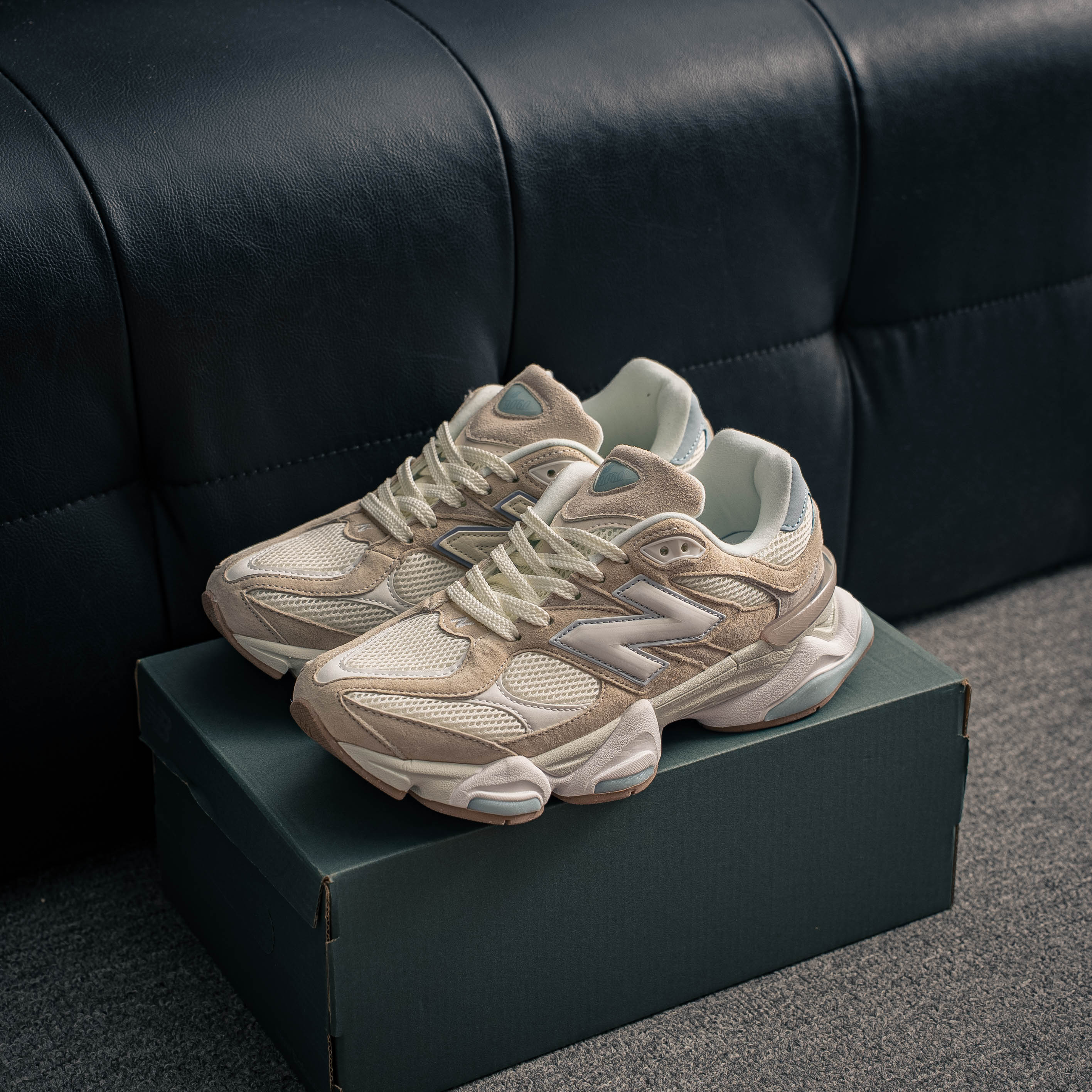 New Balance 9060 — Bege