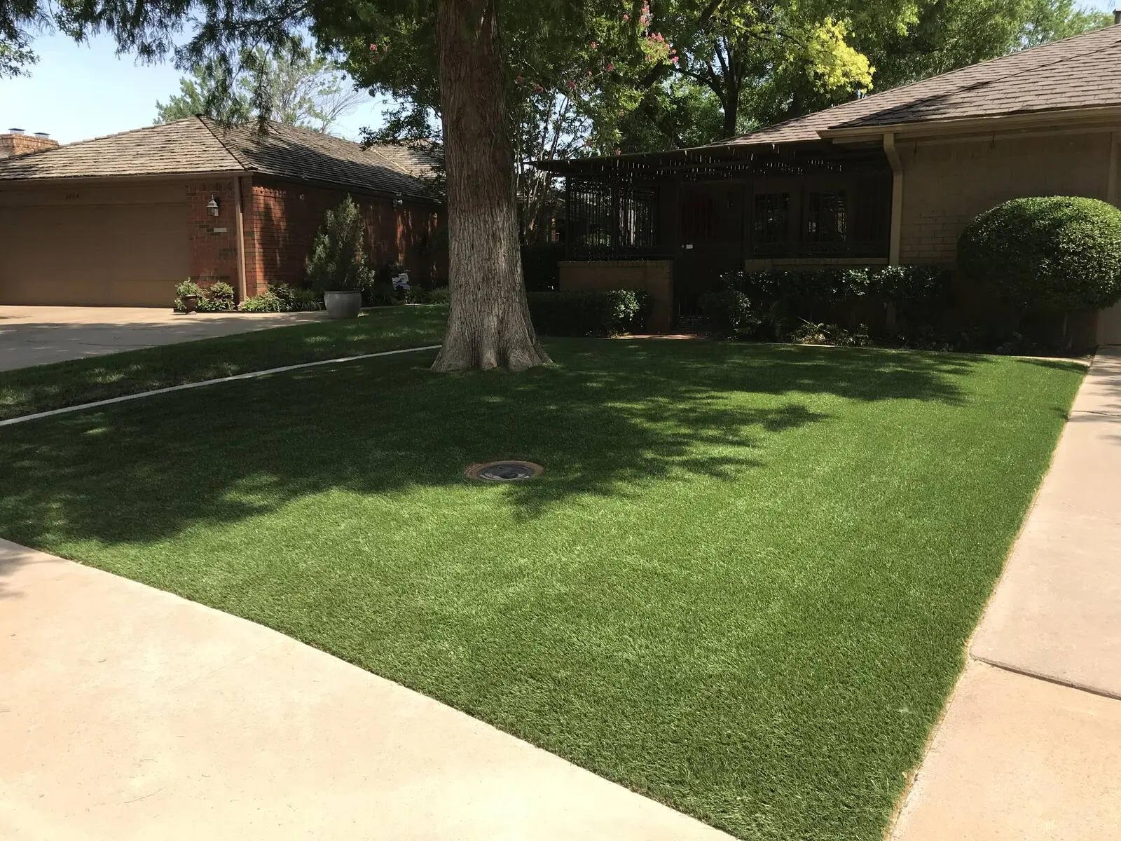 Artificial turf lawn installed by Turfs Up in Wichita Falls
