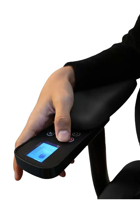 Serenity Chair, Midnight Black with controls