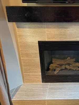 {{ custom_values.service_4 }} in {{custom_values.area_7})