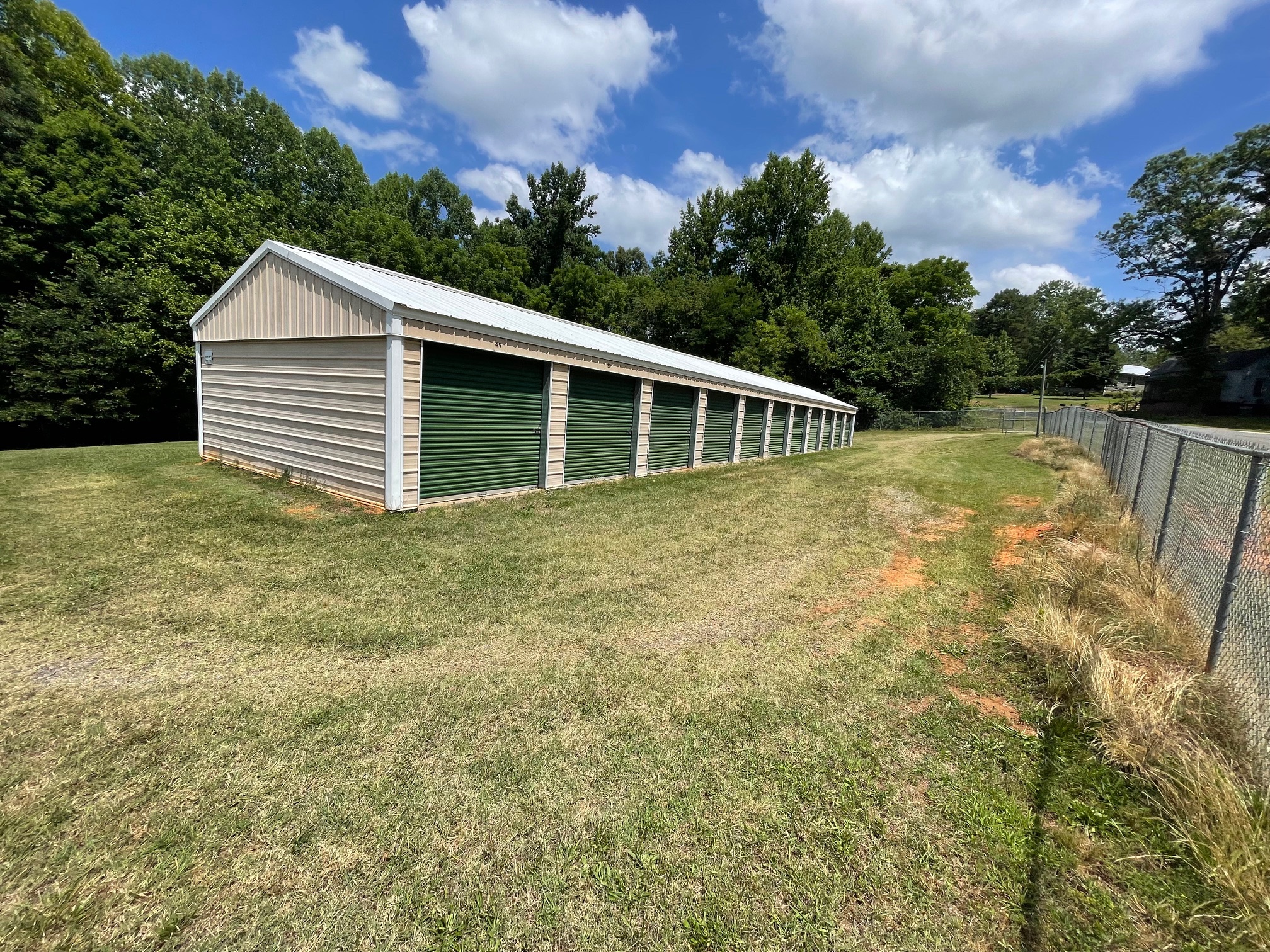 Self storage facility near me