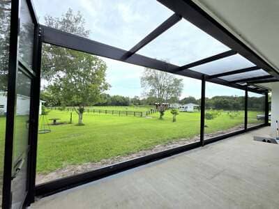 {{ custom_values.service_4 }} in {{custom_values.area_3})