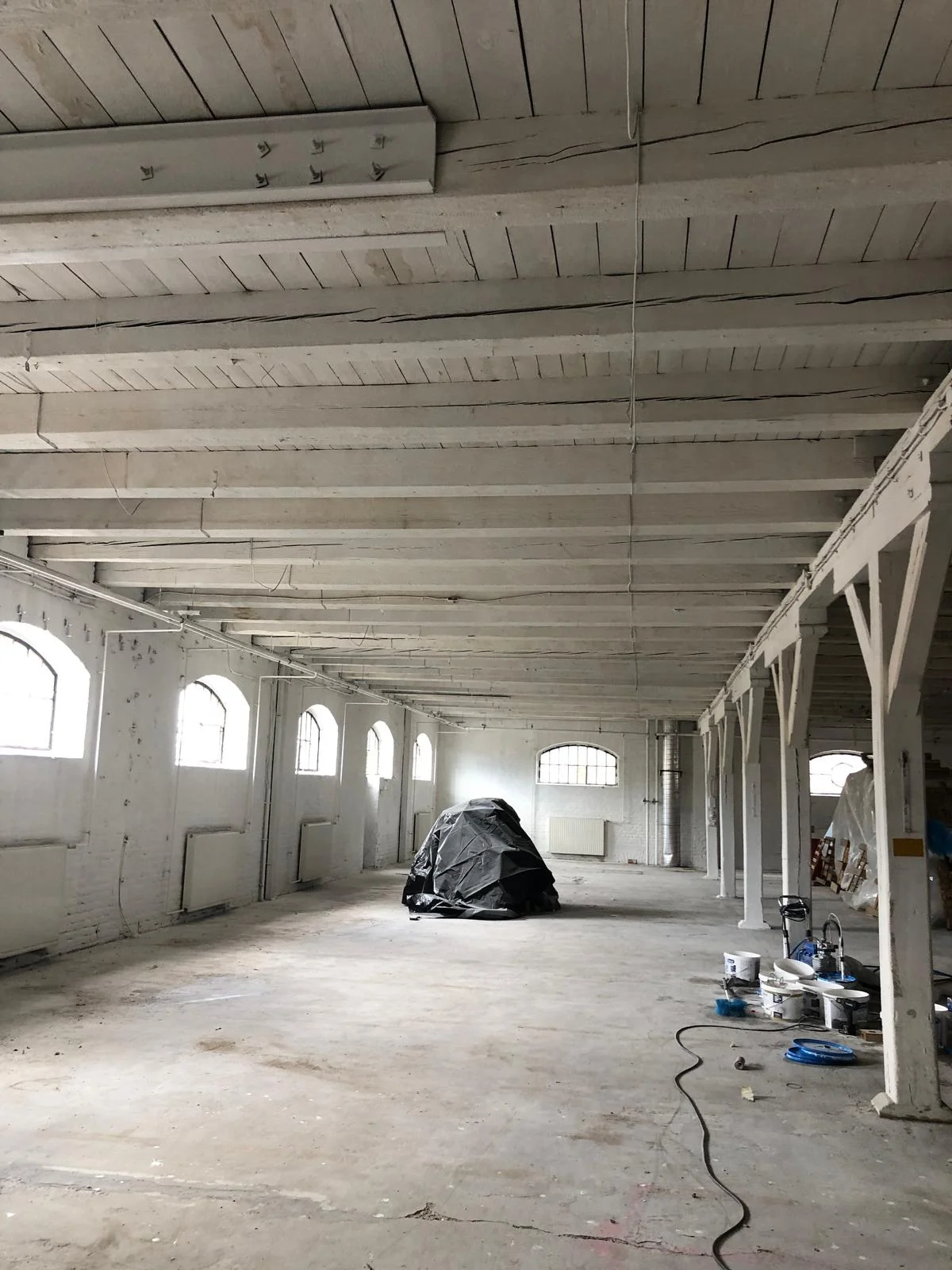 Csarnok rendezés munkafolyamat közben