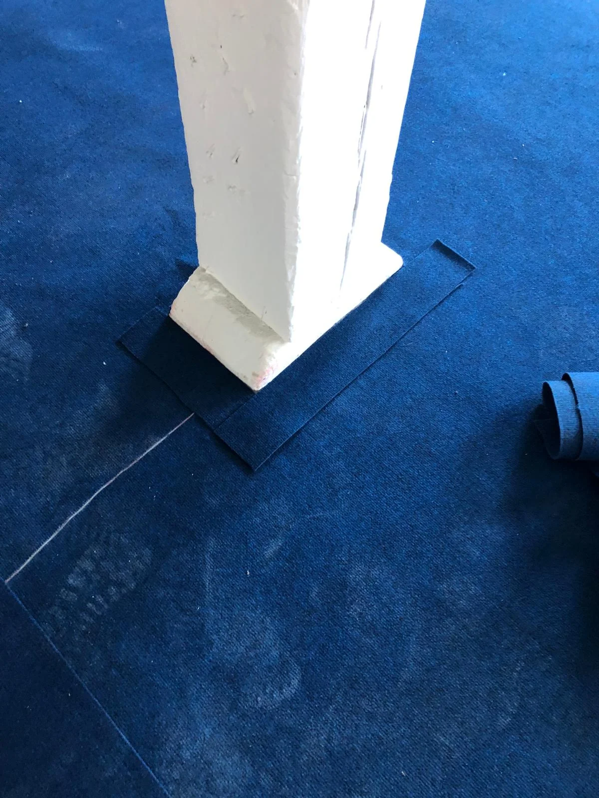 Üres és rendezett raktártér