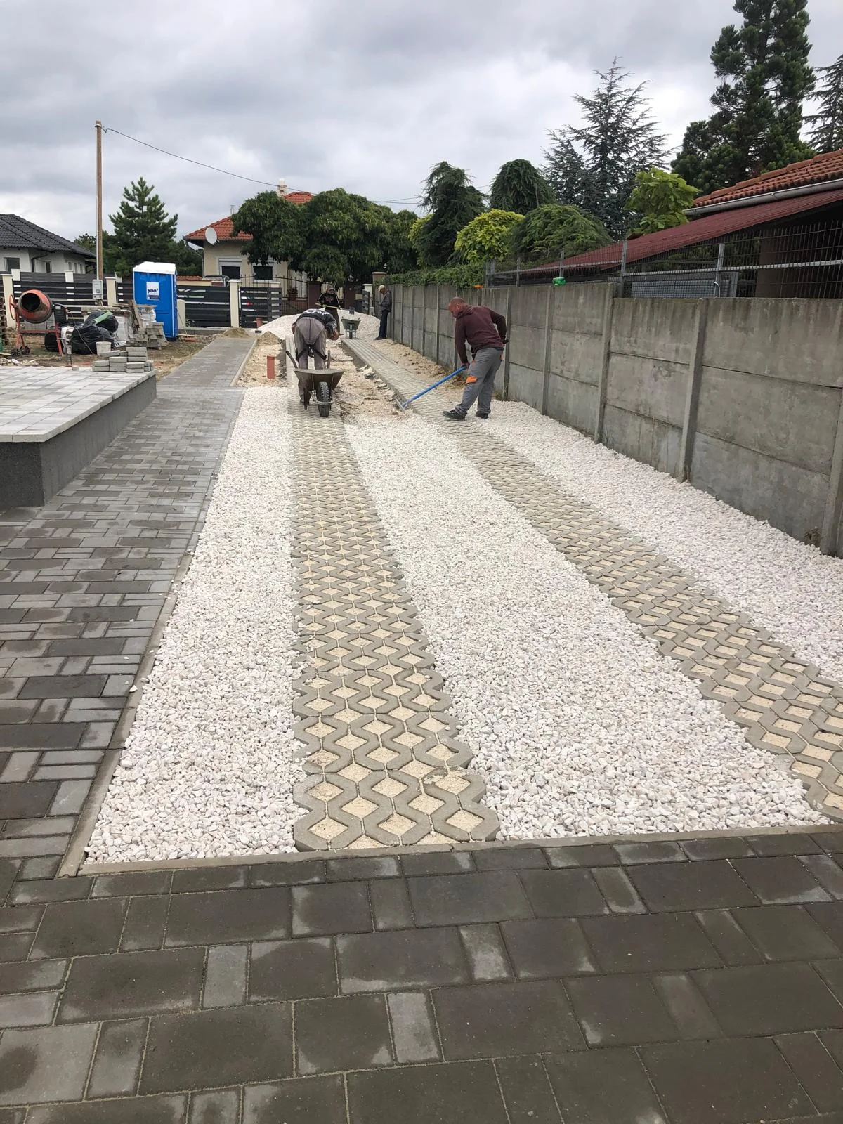 Térkövezés munkálatok folyamatban Budapest