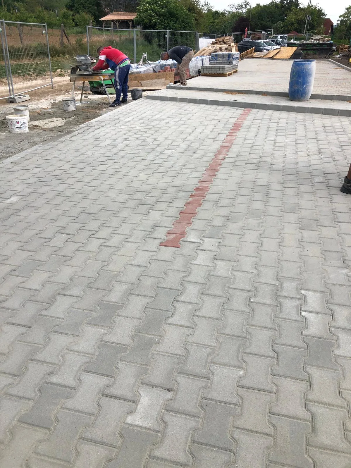 Térkővezés tömörítés kivitelezés