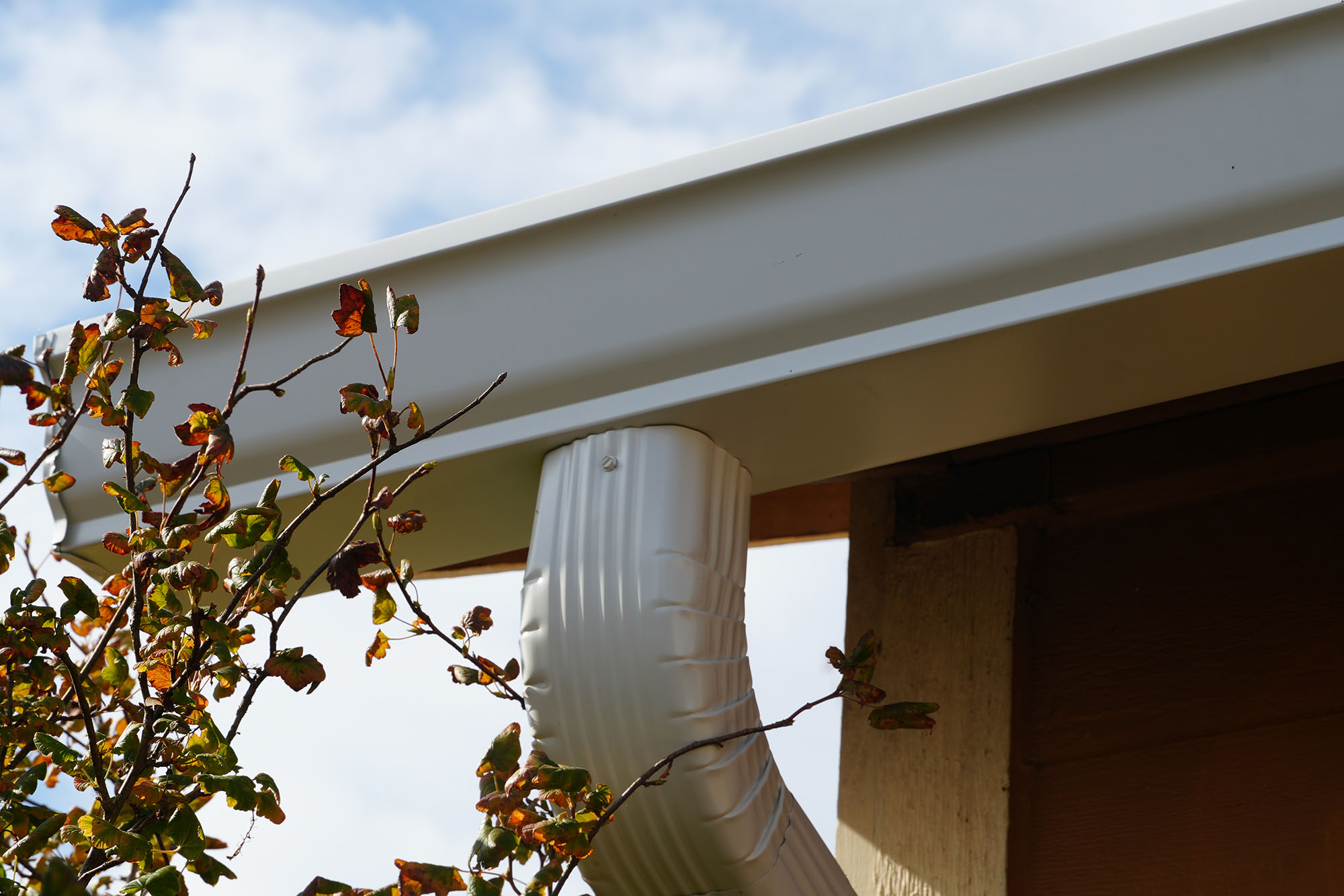 Gutter installation in Vancouver WA by AE&I Roofing and Construction