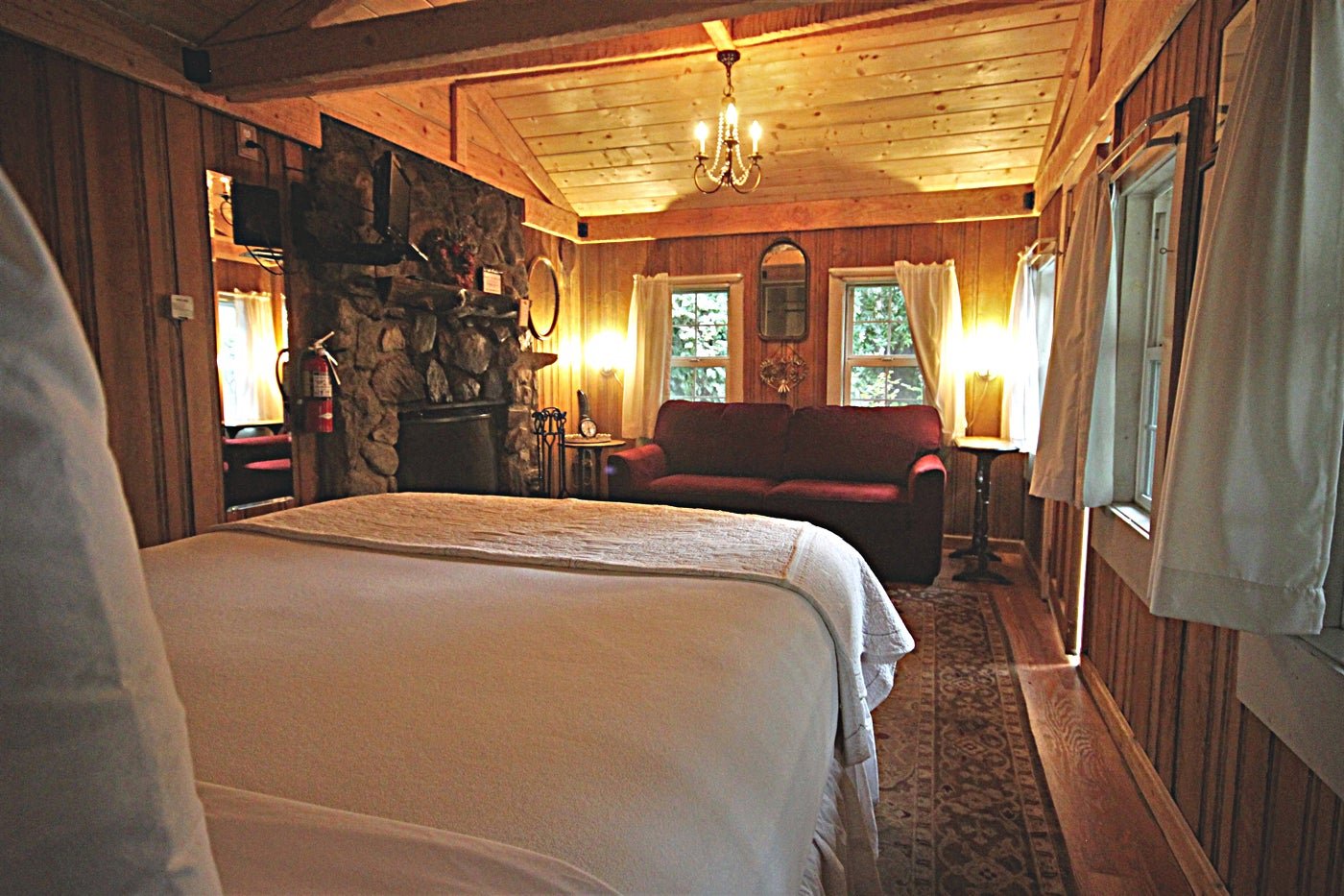Cabin 4 with a queen bed
