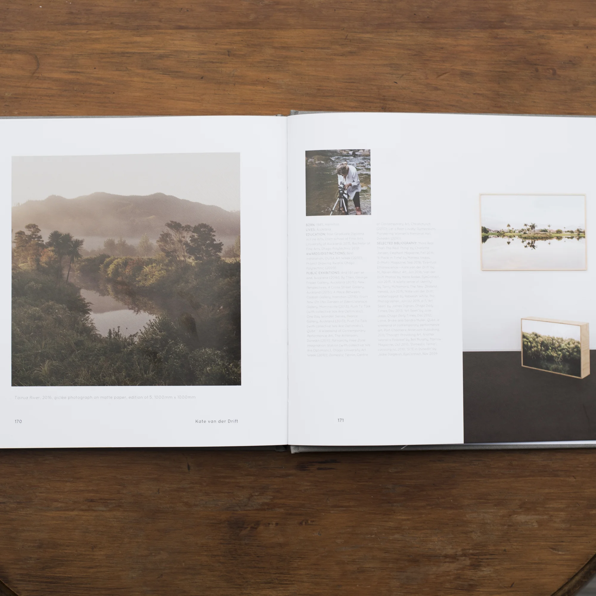 ESSAY BY MARIA WALLS IN 20 ARTISTS AND 20 WRITERS 2017