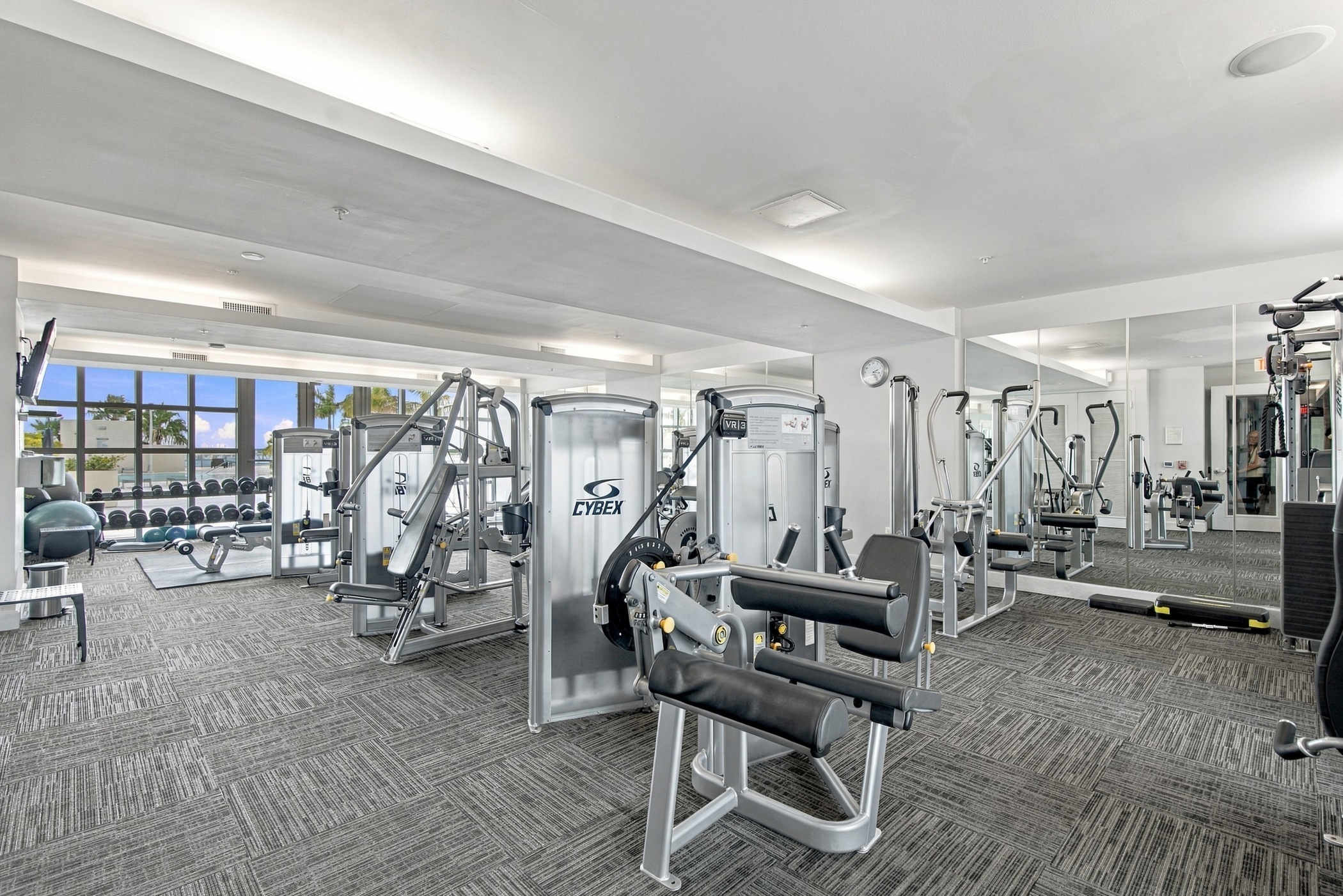 Fitness center at Oasis Grand, 3000 Oasis Grand Blvd, Fort Myers FL
