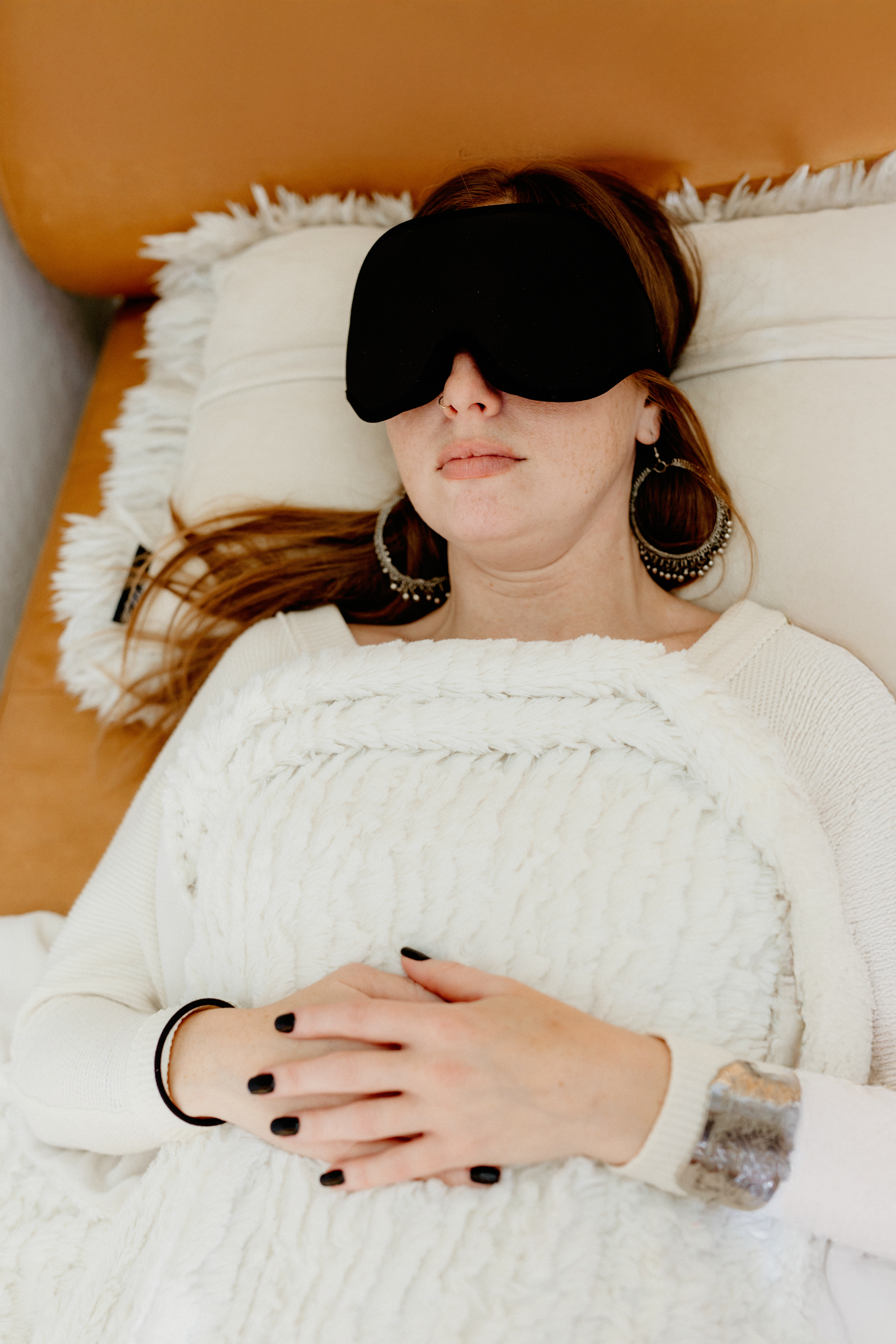 A client resting during a KAP session in Amelia's Westlake Village office