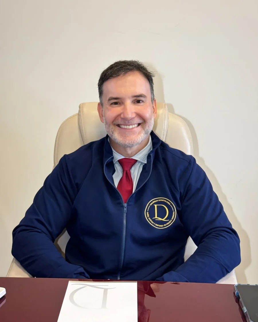 Dr. Eric Daldegan na clínica
