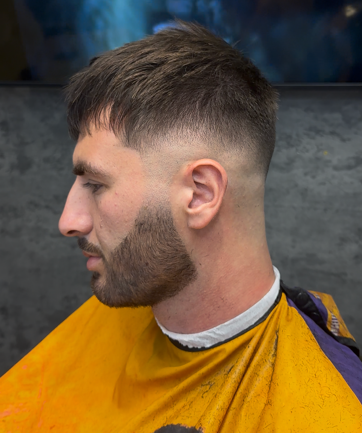 burst fade haircut by barber Alexis Rivera at Blacklaces in West Hollywood, Los Angeles