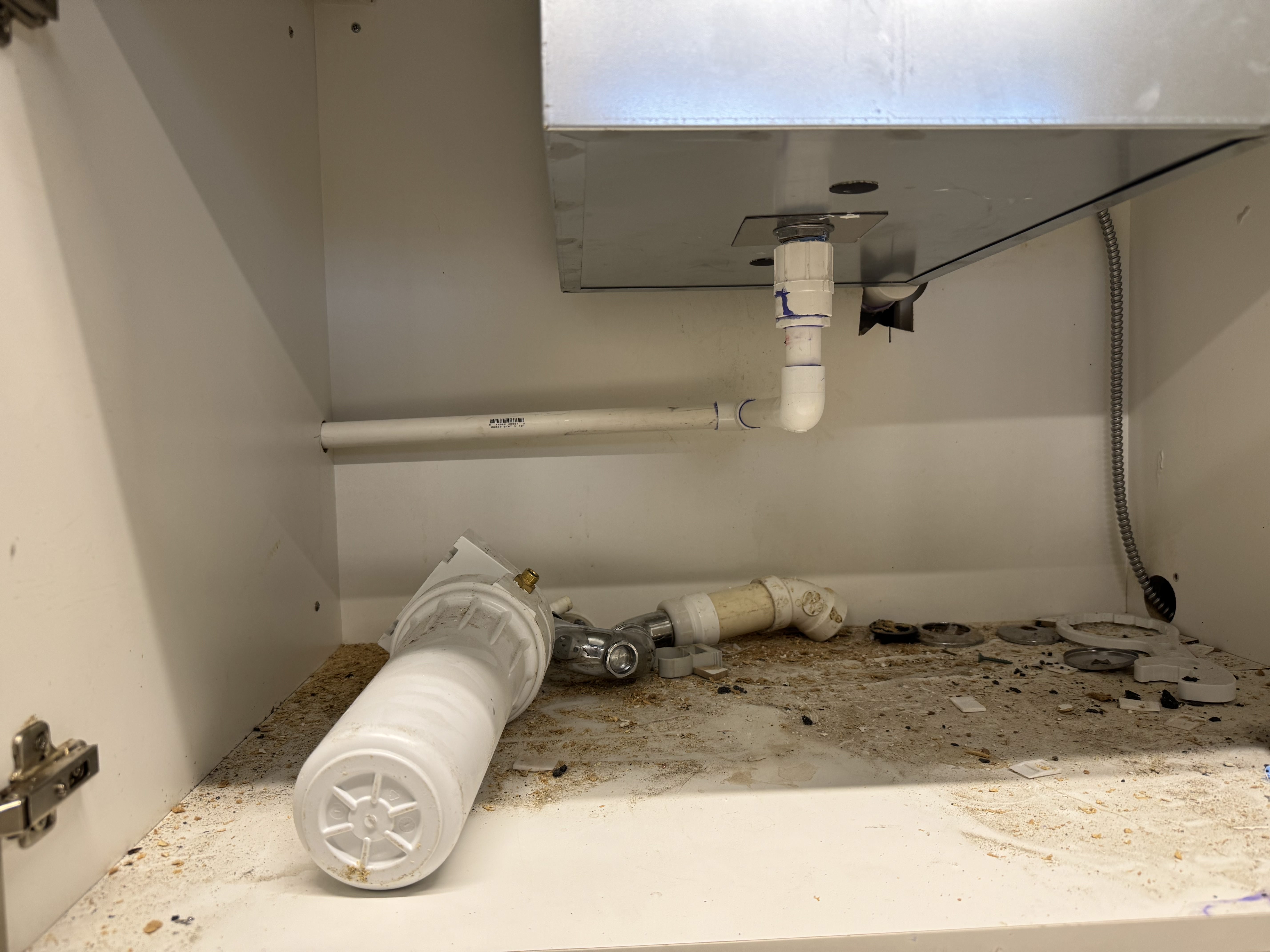 Kitchen sink plumbing installation