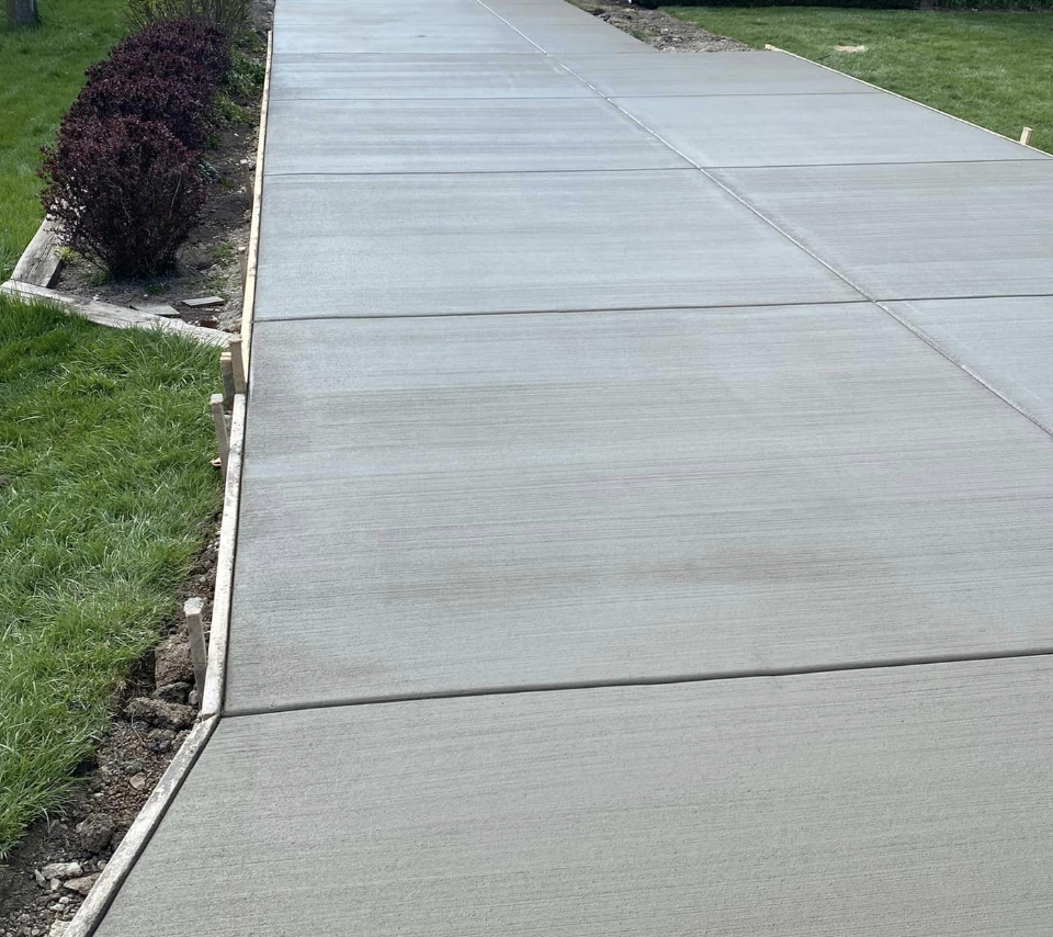 Finished concrete driveway in Naperville IL