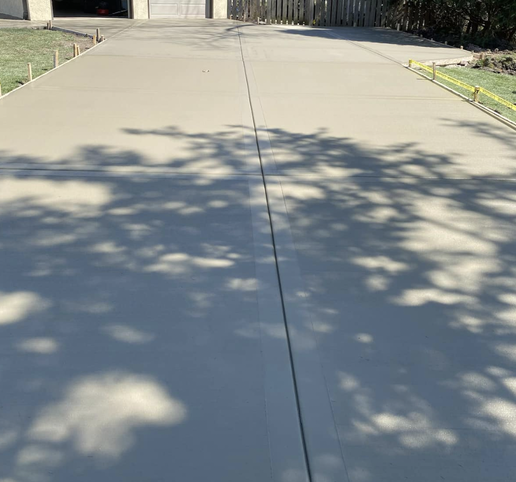 driveway finished by naperville concrete contractor