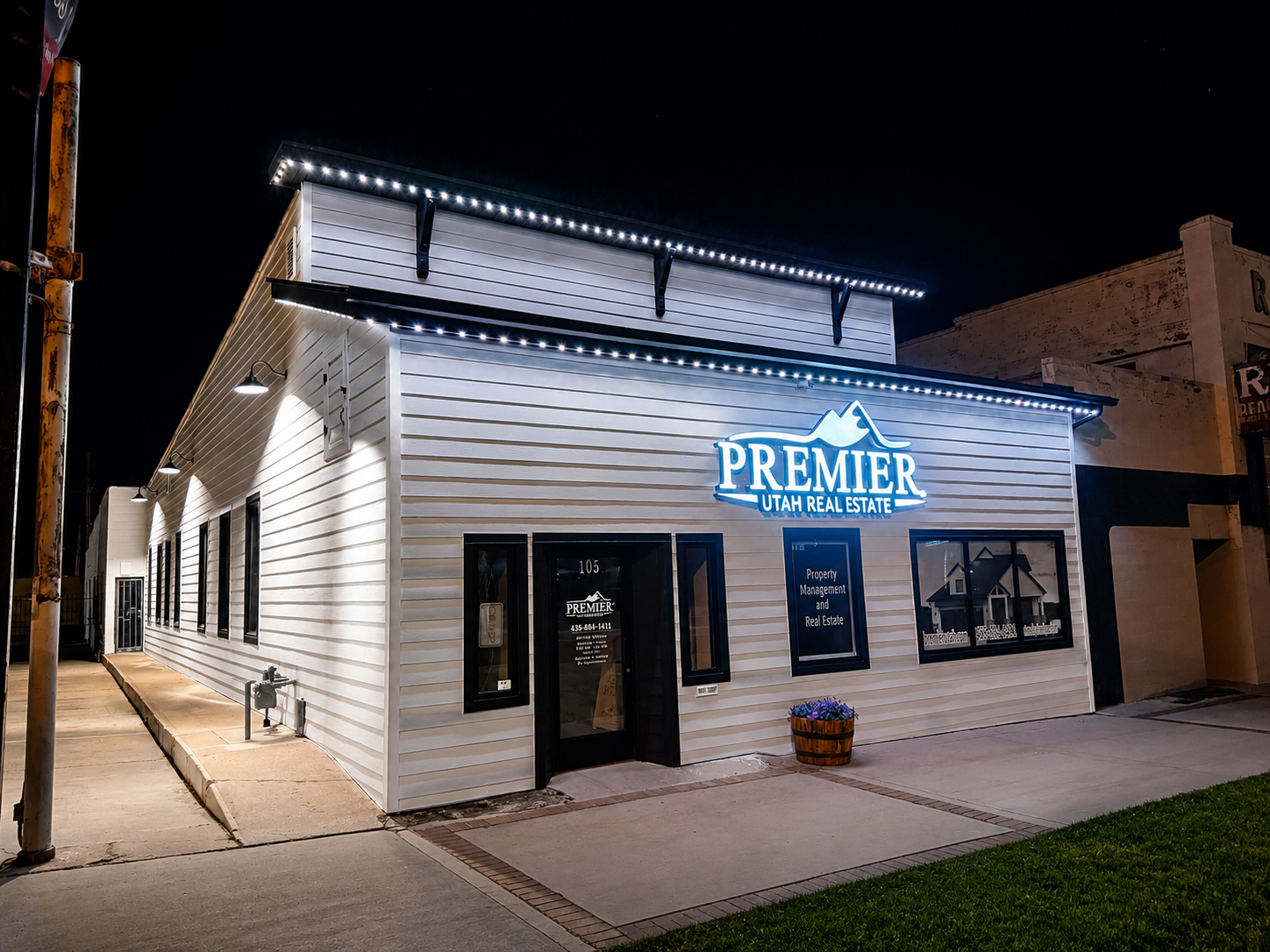 Commercial lighting