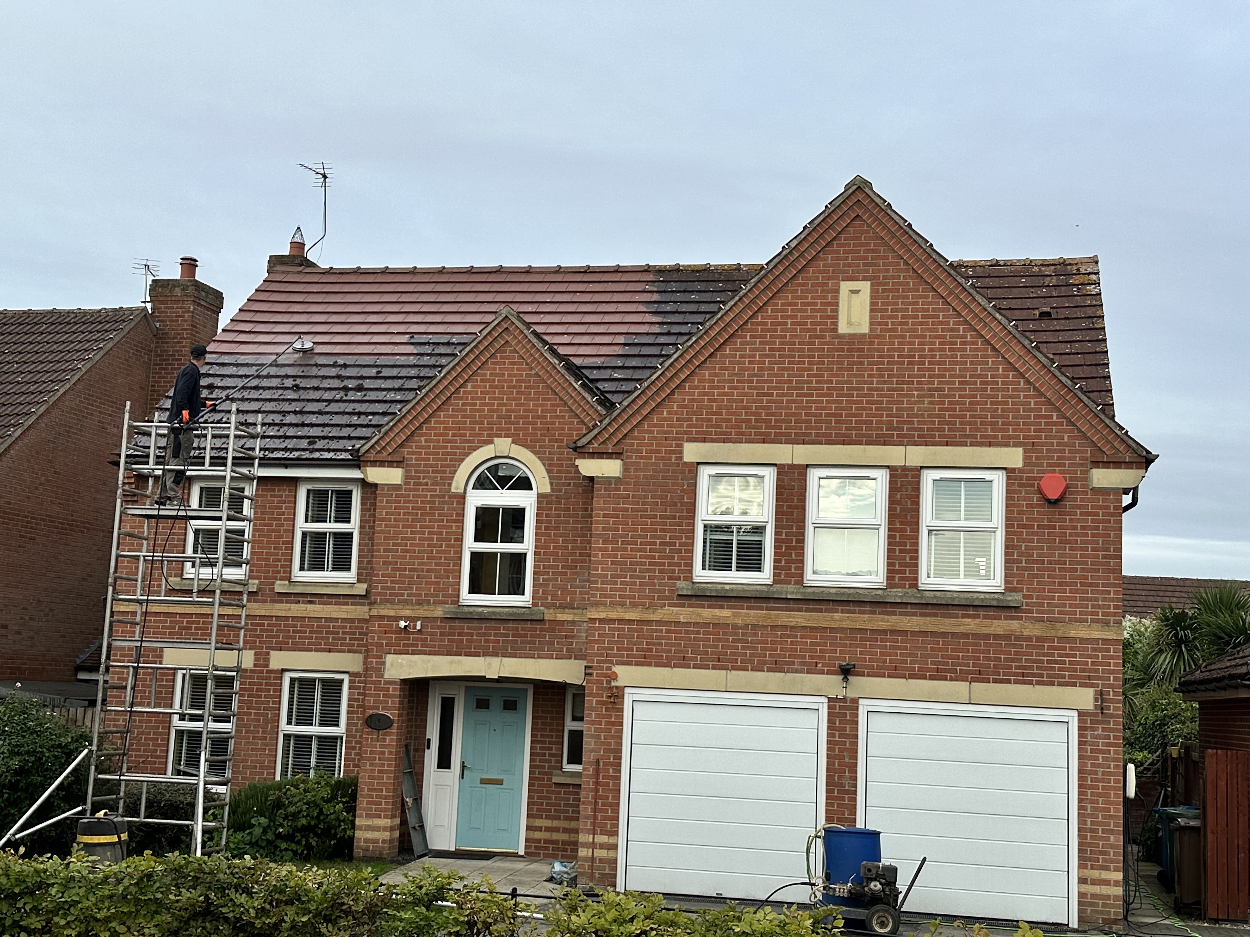 Cleaned residential roof in Hull and East Yorkshire showing freshly treated roof tiles