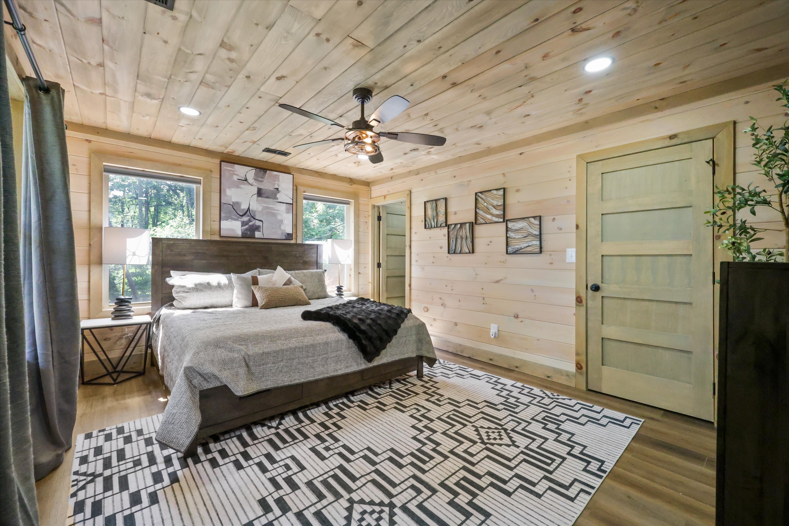 Bedroom detail