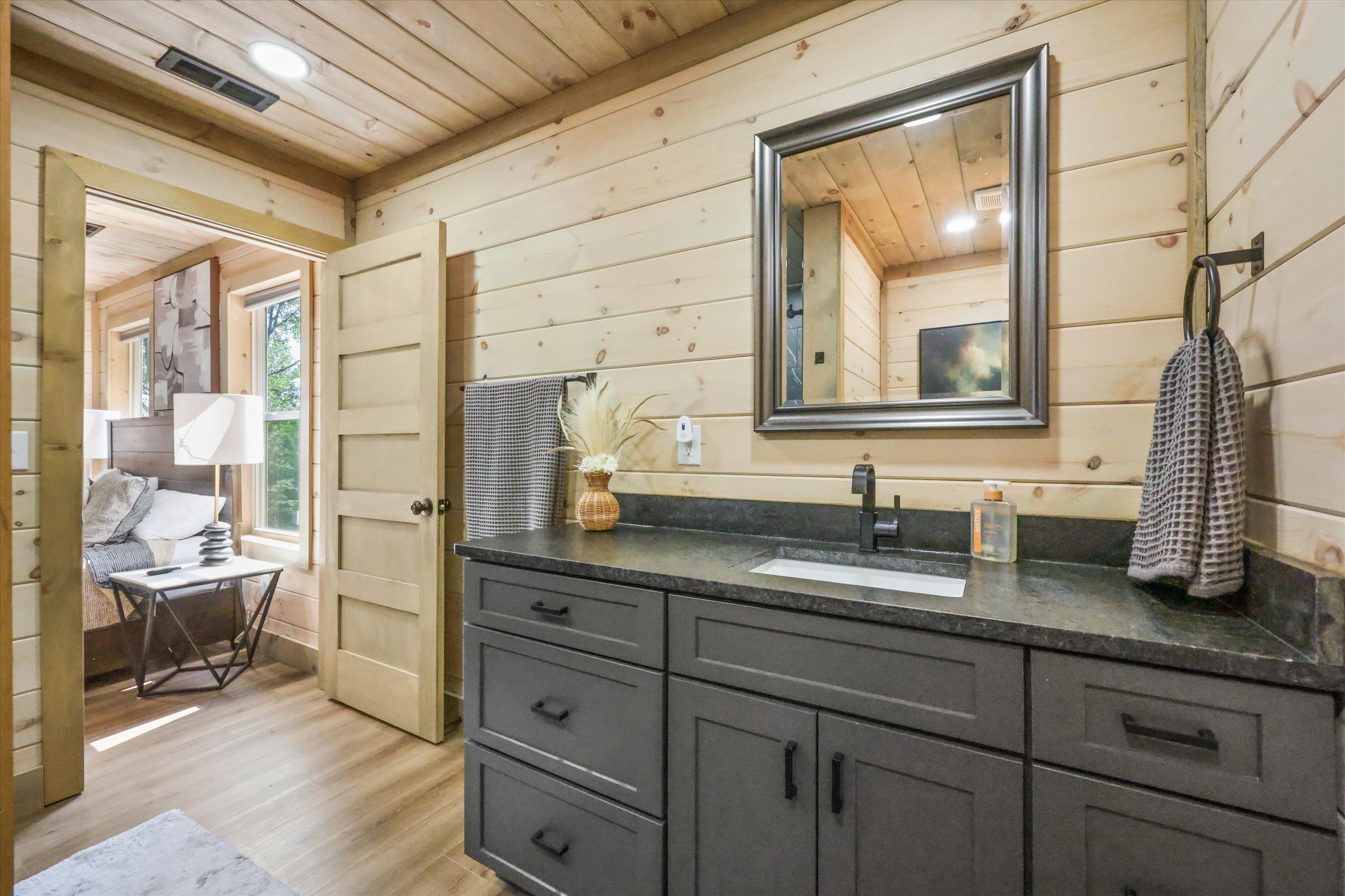 Bathroom detail