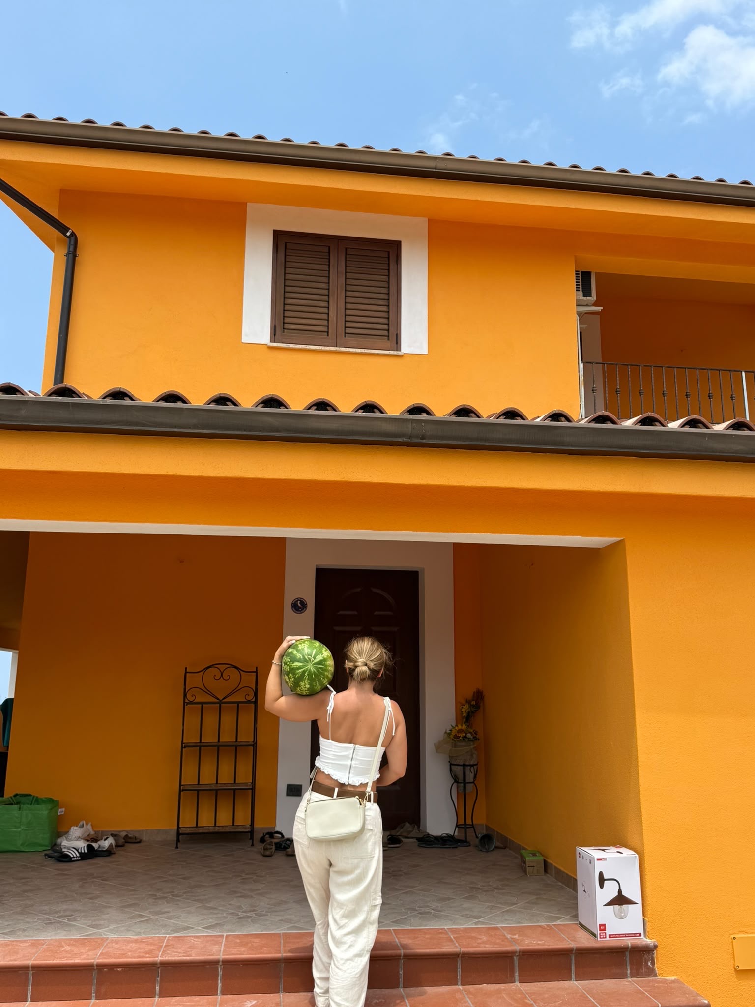 Up to 10 Guests