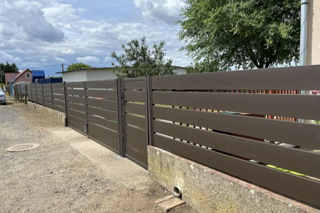 Kerítésépítési referencia