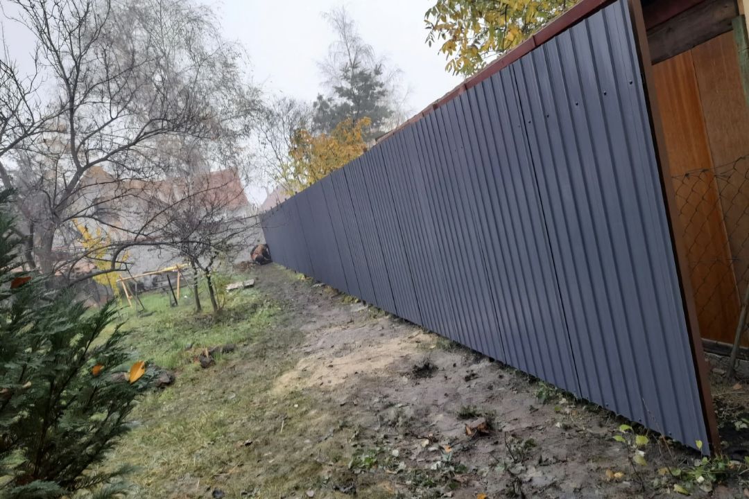 Kerítésépítési referencia