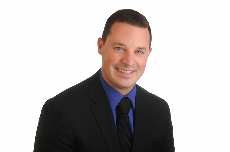 Derek Walker, Ottawa real estate broker — Coldwell Banker First Ottawa Realty