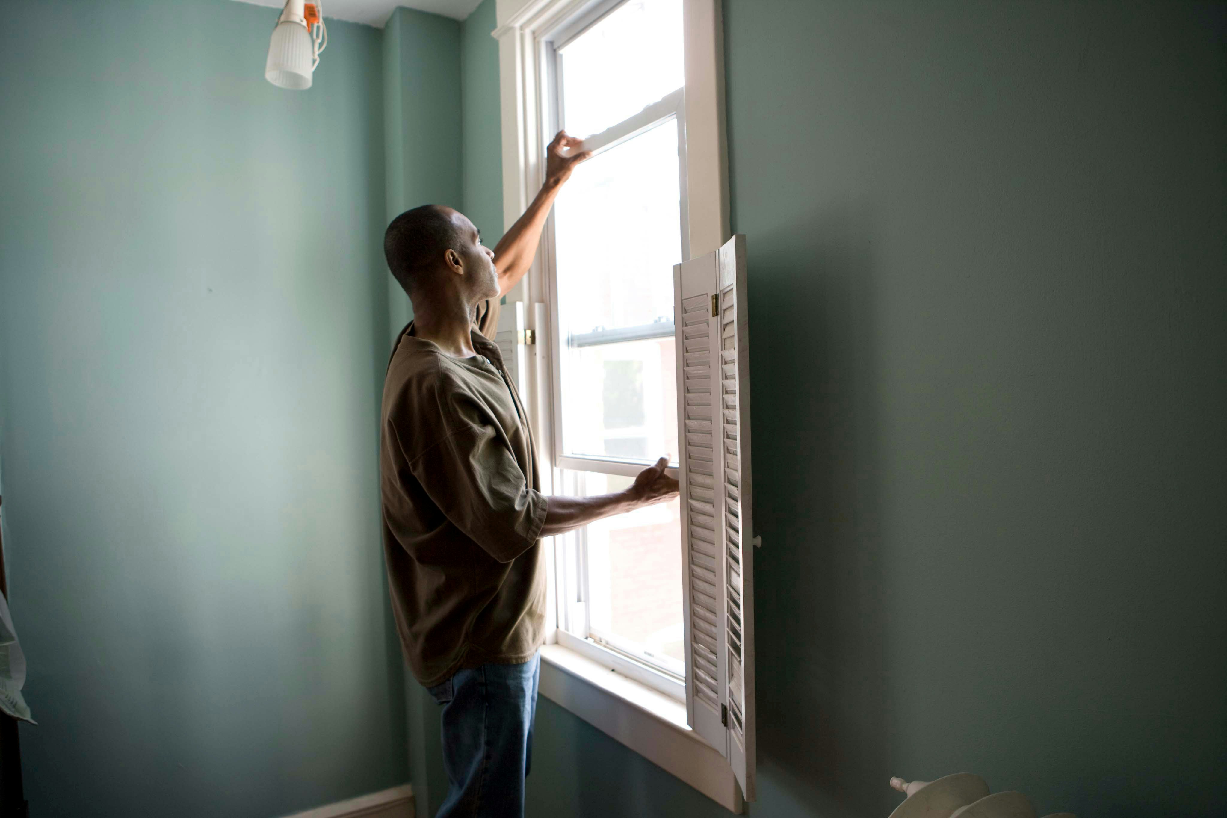 Window replacement guide