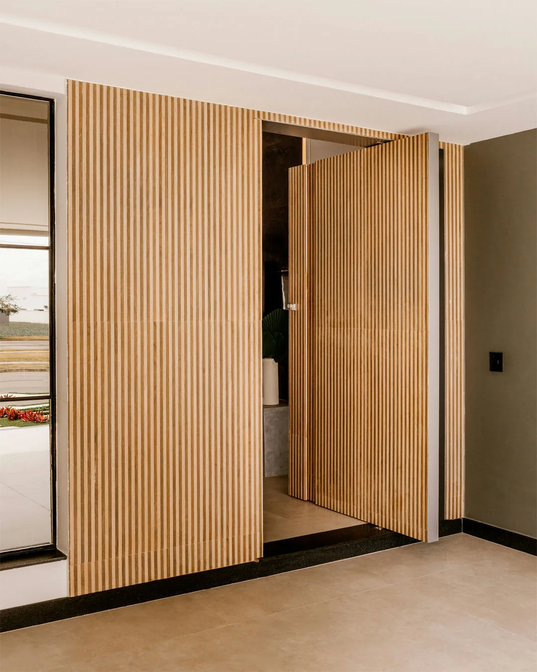 Door replacement by HyBar