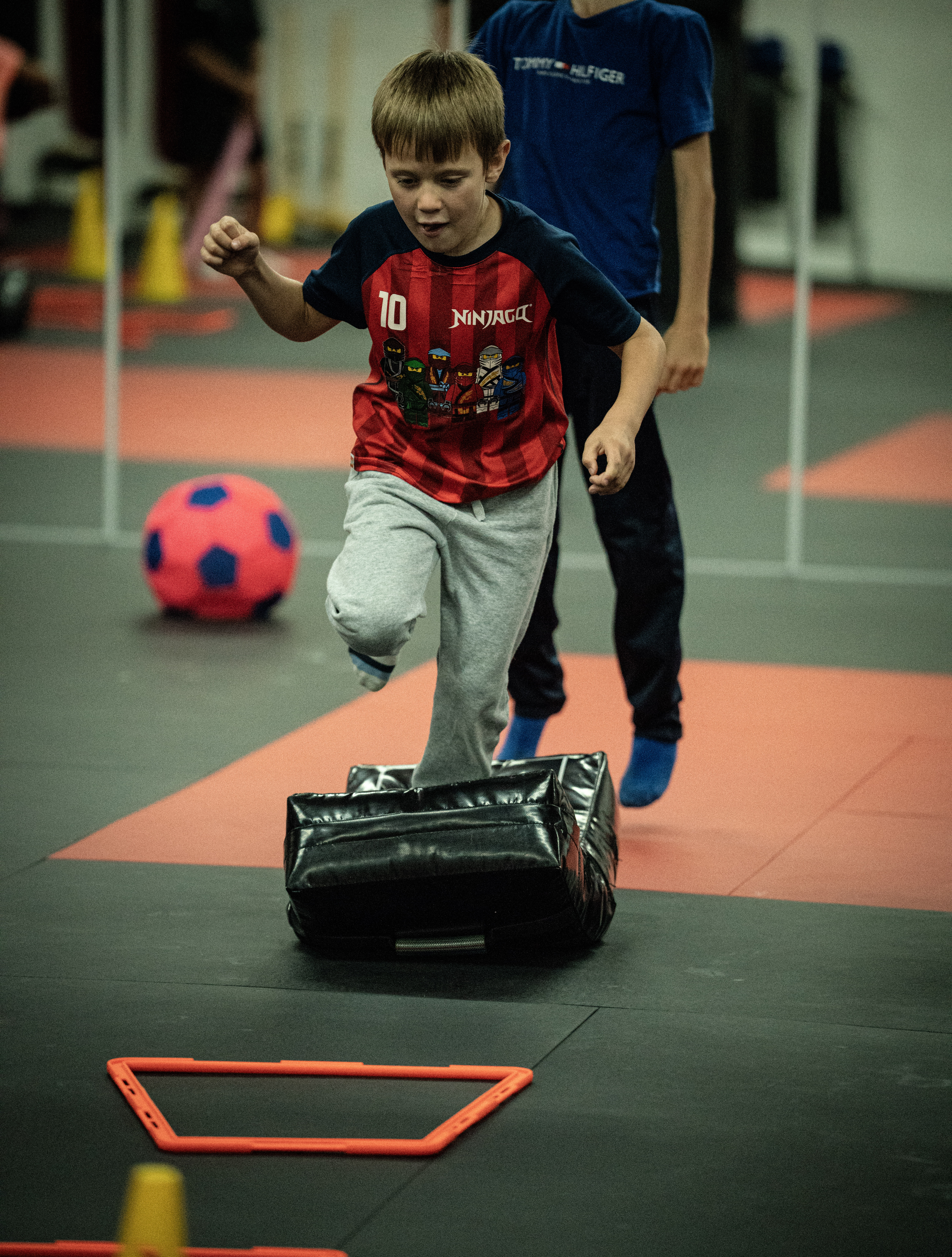 Kinder beim Training im Fight Club Illingen