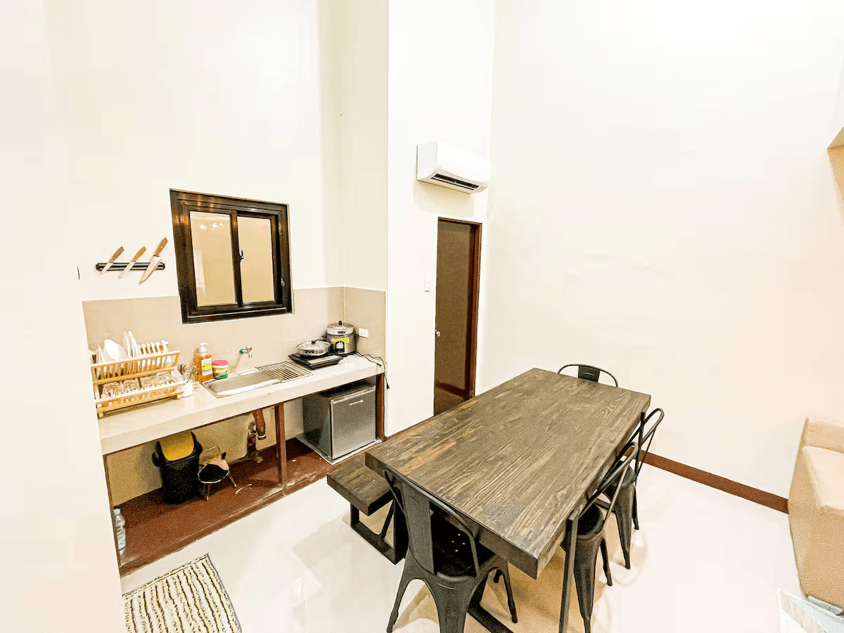 Kitchen and dining area