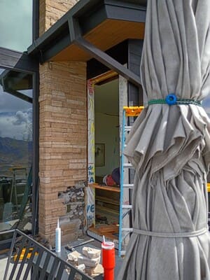 {{ custom_values.service_1 }} in {{custom_values.area_1})