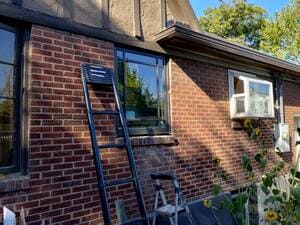 {{ custom_values.service_1 }} in {{custom_values.area_1})