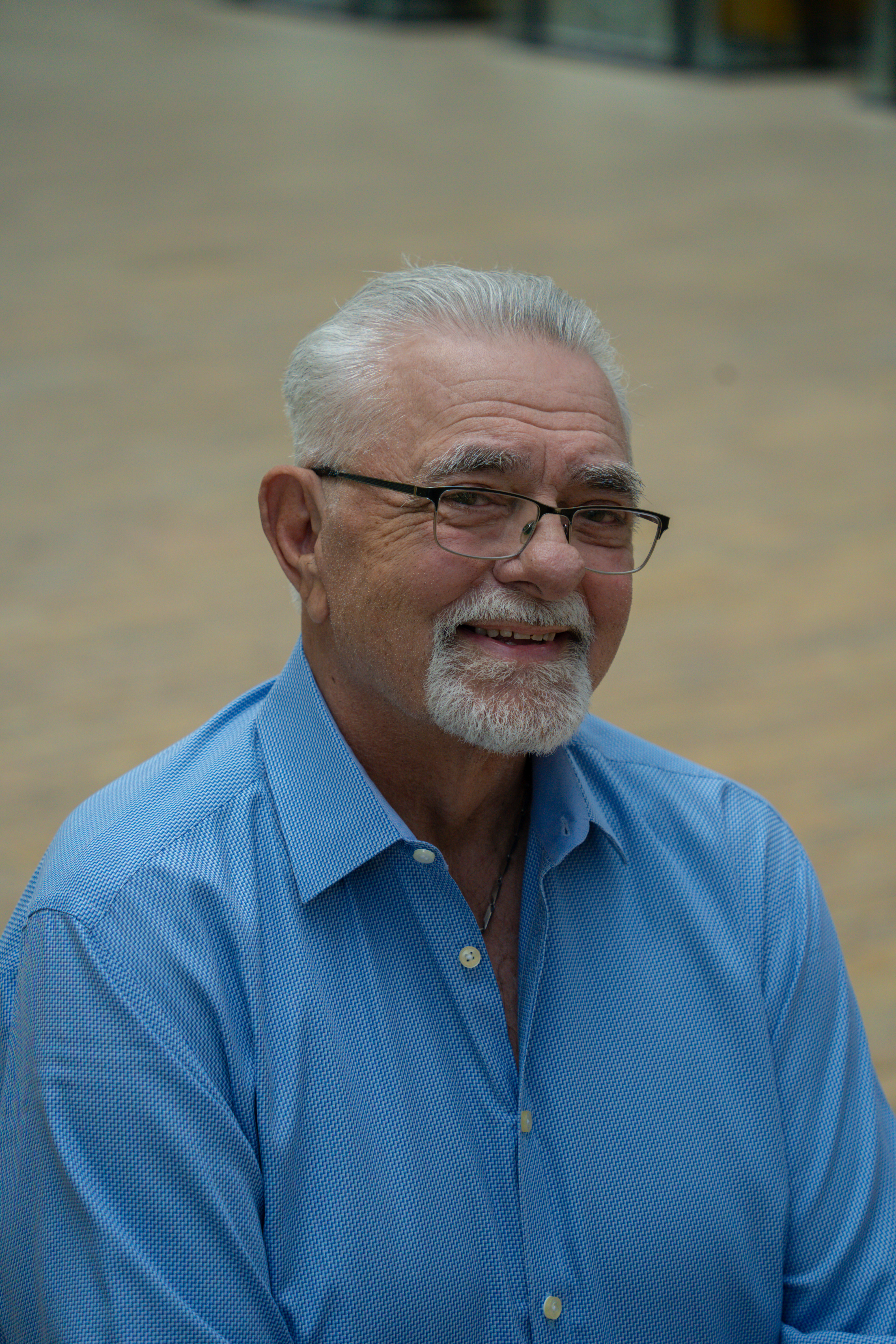 Dennis Estes approved media headshot 2