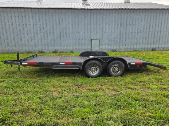 18' car hauler trailer rental in Juniata, NE